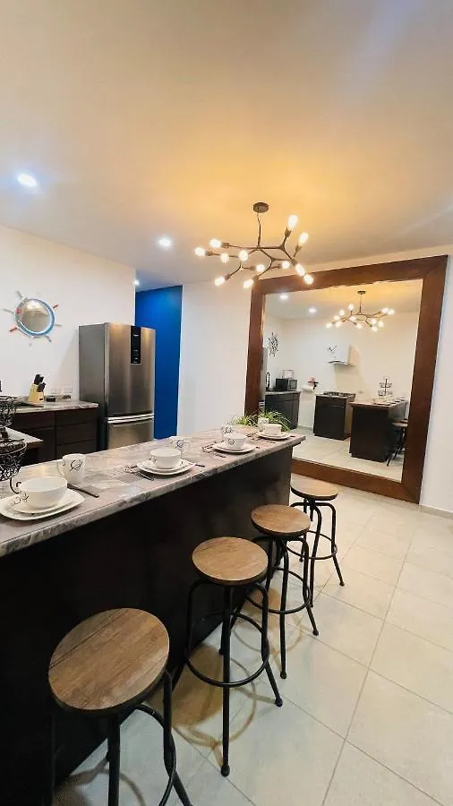 Centrico Condo Vista Al Mar Con Alberca 2Br カボ・サン・ルーカス